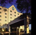Embassy Suites Hotel Kansas City-Overland Park 
